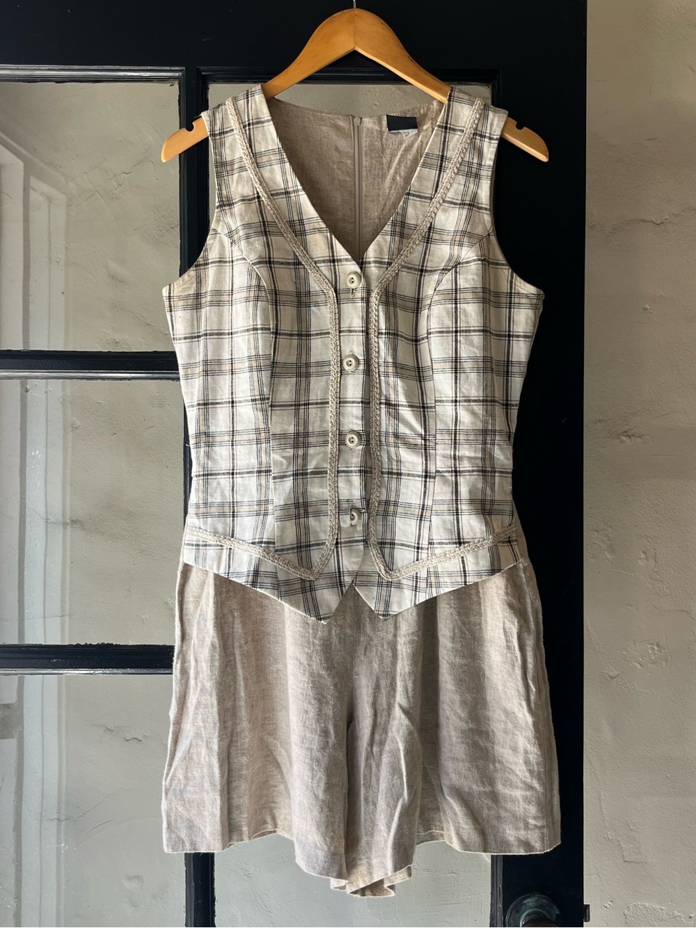 Darling Vintage 90’s Linen Romper with Faux Vest